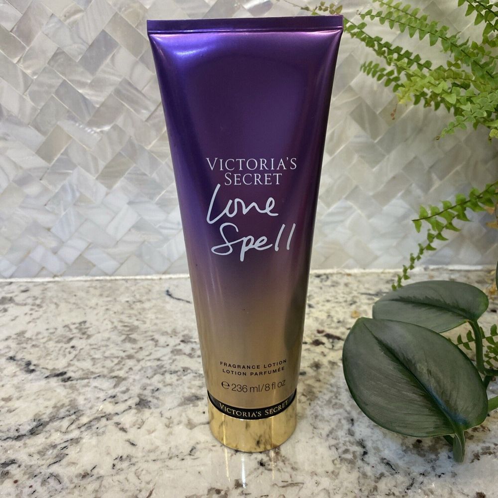 Victoria's Secret LOVE SPELL Fragrance Body Lotion 8 fl oz /236 mL NEW Classics